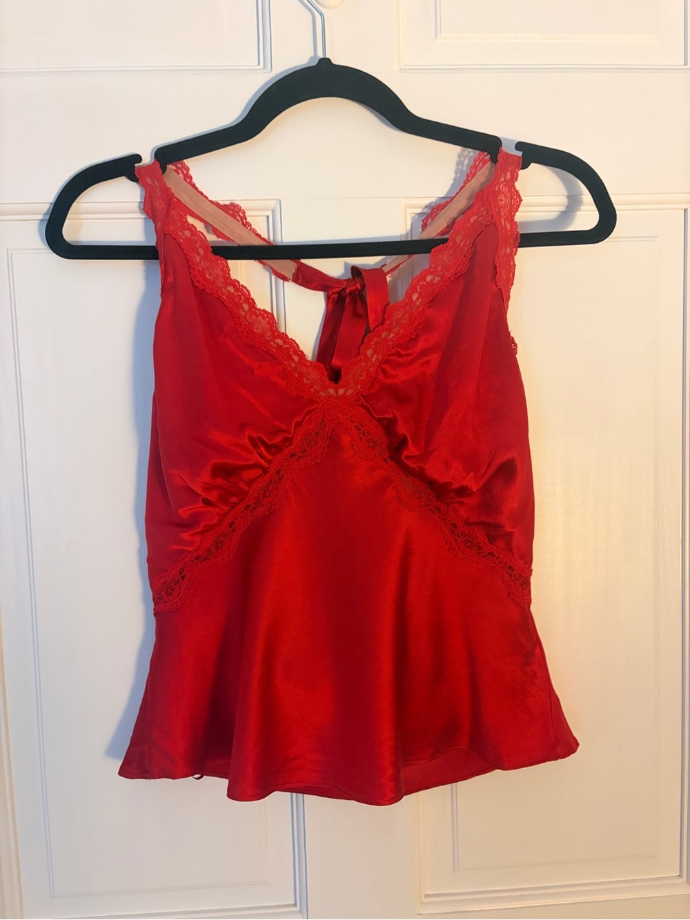 Reformation Monica Sill Top - Lipstick M